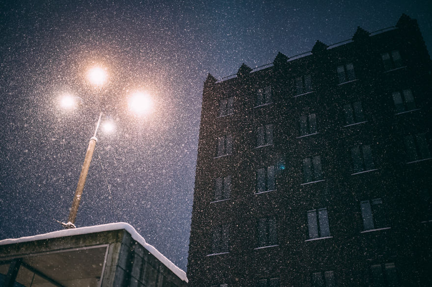 after-missing-my-bus-i-decided-to-walk-home-in-a-blizzard-and-photograph-my-city-tallinn-26__880