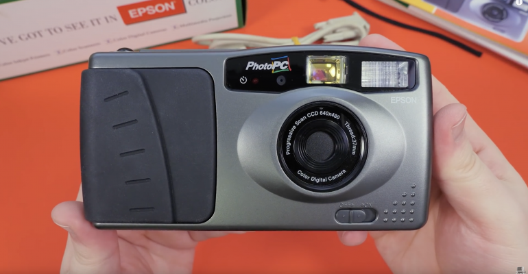 Digitaalne fotokaamera aastast 1995 – see ei peata aega vaid viib ajas tagasi